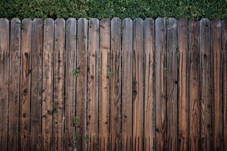 clôture en bois